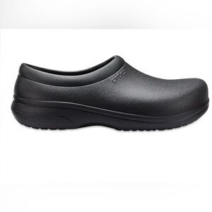 CROCS Dual Confort On the Clock slip resistant work Mules